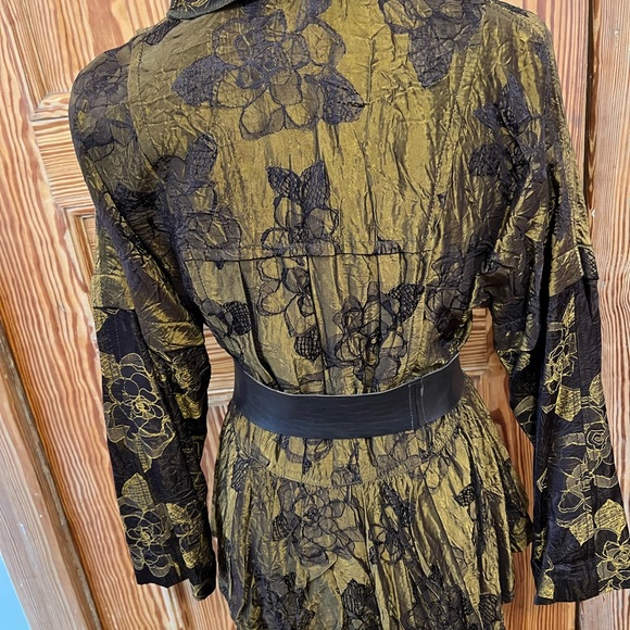 Brocade Designer Evening Jacket with Pirate Peplum - Picture 2 of 9